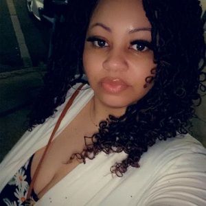 Meet your Posher, Krystal